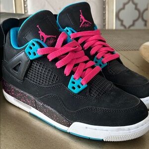 Jordan  4 retro - Black and Pink